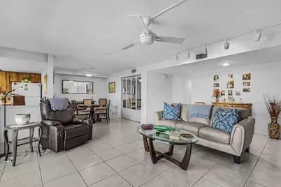 3831 SE 11th Place #101, Cape Coral, FL 33904 - Photo 6