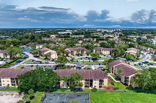 300 W Palm Cir Circle W, Pembroke Pines, FL 33025 - Photo 34