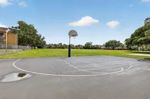 300 W Palm Cir Circle W, Pembroke Pines, FL 33025 - Photo 22