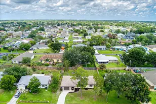 963 SW Bay State Rd, Port Saint Lucie, FL 34953 - Photo 4