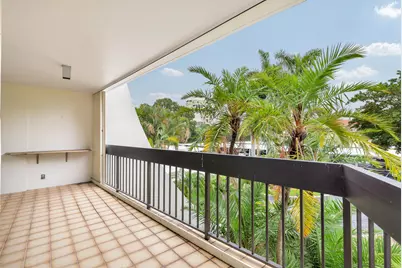 2000 Presidential Way #206, West Palm Beach, FL 33401 - Photo 6