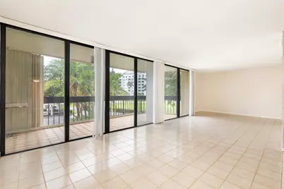 2000 Presidential Way #206, West Palm Beach, FL 33401 - Photo 14