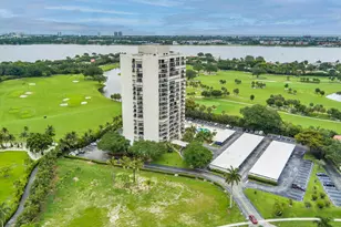 2000 Presidential Way, West Palm Beach, FL 33401 - Photo 22
