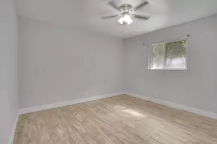 2227 NE 3rd Ave, Delray Beach, FL 33444 - Photo 14