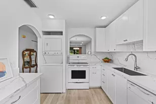21506 Juego Cir, Boca Raton, FL 33433 - Photo 1