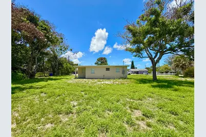8658 SE Anthion Way, Hobe Sound, FL 33455 - Photo 4