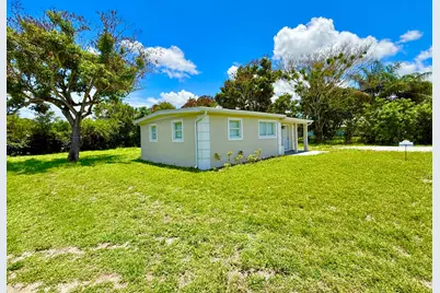 8658 SE Anthion Way, Hobe Sound, FL 33455 - Photo 2