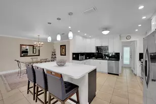 1019 E Cypress Dr, Pompano Beach, FL 33069 - Photo 8