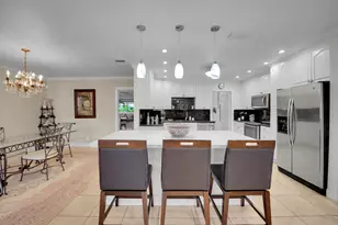 1019 E Cypress Dr, Pompano Beach, FL 33069 - Photo 12