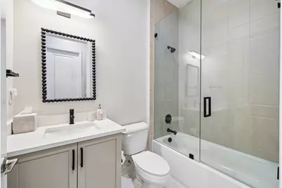 9812 Spruce Woods Drive, Boynton Beach, FL 33473 - Photo 22