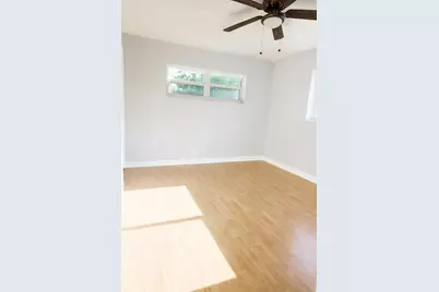 1001 SE 3rd Street #3, Deerfield Beach, FL 33441 - Photo 16