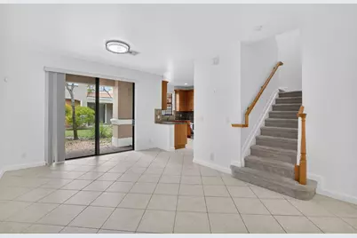 114 E Astor Circle E, Delray Beach, FL 33484 - Photo 4