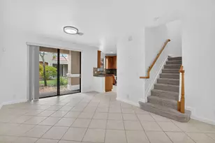 114 E Astor Circle E, Delray Beach, FL 33484 - Photo 4