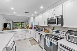 61 Eastgate Dr, Boynton Beach, FL 33436 - Photo 10