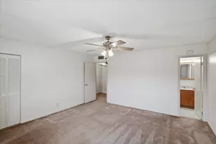 275 Jacaranda Dr, Plantation, FL 33324 - Photo 30