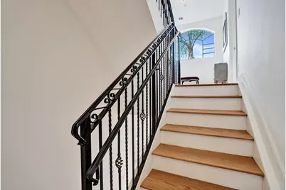 2610 NE 11th Court, Fort Lauderdale, FL 33304 - Photo 10
