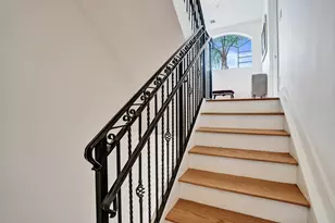 2610 NE 11th Ct, Fort Lauderdale, FL 33304 - Photo 10