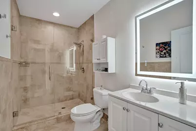 2610 NE 11th Court, Fort Lauderdale, FL 33304 - Photo 18