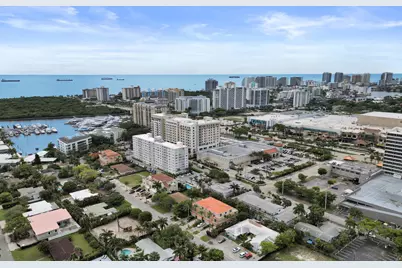 2610 NE 11th Court, Fort Lauderdale, FL 33304 - Photo 34