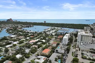 2610 NE 11th Ct, Fort Lauderdale, FL 33304 - Photo 32