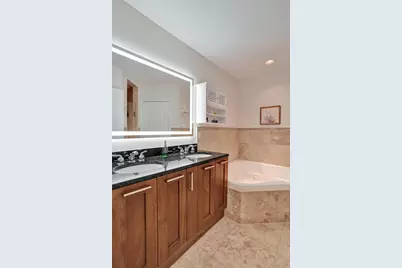 2610 NE 11th Court, Fort Lauderdale, FL 33304 - Photo 14