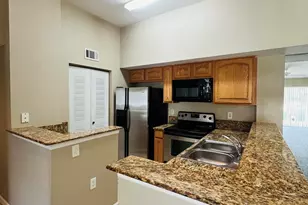 281 SW Palm Dr, Port Saint Lucie, FL 34986 - Photo 10