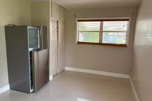 706 Glenn Pkwy, Hollywood, FL 33021 - Photo 1