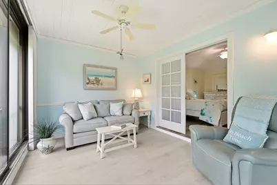 6786 SE Yorktown Drive, Hobe Sound, FL 33455 - Photo 14