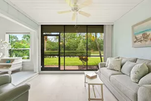 6786 SE Yorktown Dr, Hobe Sound, FL 33455 - Photo 14