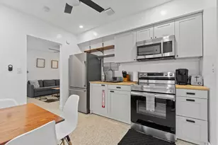 210 SW 11th St, Fort Lauderdale, FL 33315 - Photo 16
