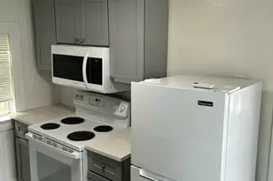 912 8th St, West Palm Beach, FL 33401 - Photo 16