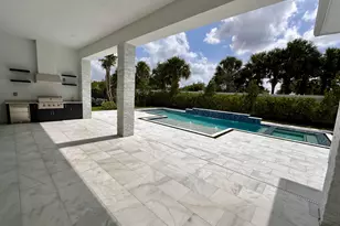 9116 Coral Isles Cir, Palm Beach Gardens, FL 33412 - Photo 4
