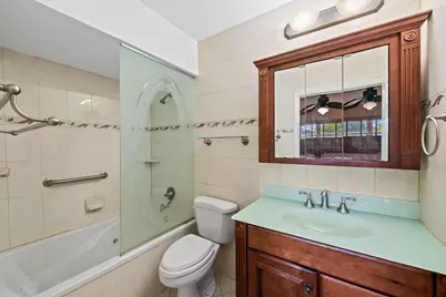 5151 W Oakland Park Boulevard #309, Lauderdale Lakes, FL 33313 - Photo 12