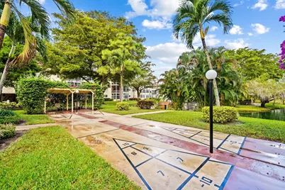 5151 W Oakland Park Boulevard #309, Lauderdale Lakes, FL 33313 - Photo 20