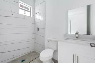 246 Rotonda Blvd Blvd W, Rotonda West, FL 33947 - Photo 8