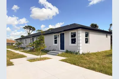 246 W Rotonda Blvd Boulevard W #3, Rotonda West, FL 33947 - Photo 1