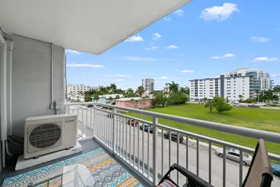 720 Orton Avenue #402, Fort Lauderdale, FL 33304 - Photo 18