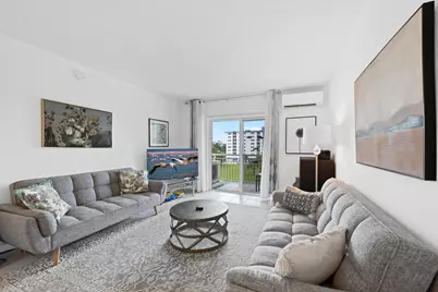 720 Orton Avenue #402, Fort Lauderdale, FL 33304 - Photo 10