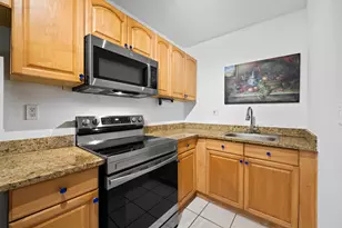 720 Orton Ave, Fort Lauderdale, FL 33304 - Photo 4