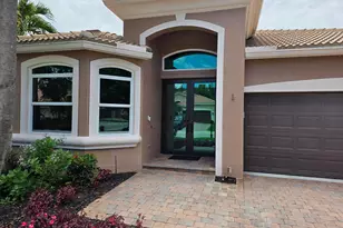 7120 Via Leonardo, Lake Worth, FL 33467 - Photo 2