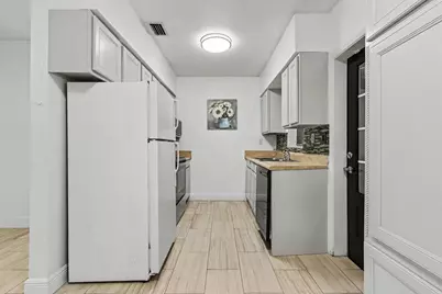 604 NE 14th Place, Fort Lauderdale, FL 33304 - Photo 14