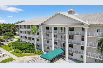 3516 Whitehall Drive #301, West Palm Beach, FL 33401 - Photo 2