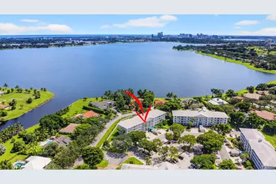 3516 Whitehall Drive #301, West Palm Beach, FL 33401 - Photo 6