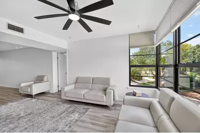 3516 Whitehall Drive #301, West Palm Beach, FL 33401 - Photo 16