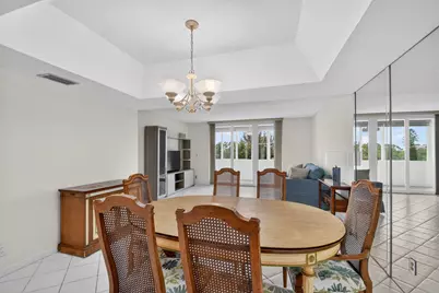 3425 Via Poinciana #403, Lake Worth, FL 33467 - Photo 6