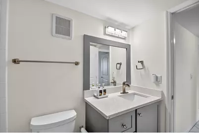 3425 Via Poinciana #403, Lake Worth, FL 33467 - Photo 24