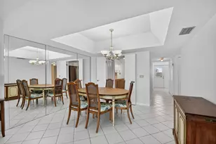 3425 Via Poinciana, Lake Worth, FL 33467 - Photo 6