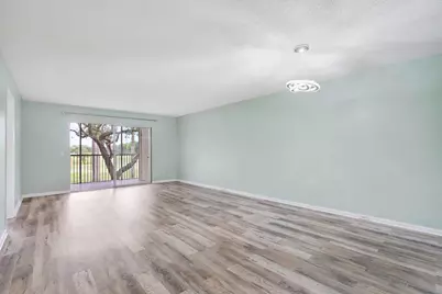 12800 SW 7th #206g, Pembroke Pines, FL 33027 - Photo 2