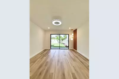 21547 Altamira Avenue, Boca Raton, FL 33433 - Photo 10