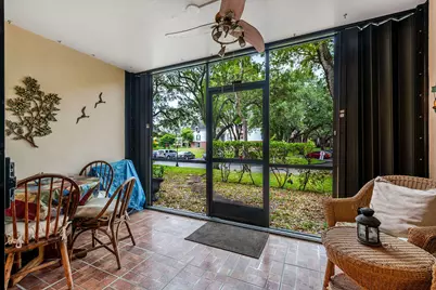 3680 Inverrary Drive #1v, Lauderhill, FL 33319 - Photo 8